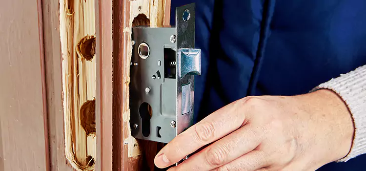 Garage Door Lock Replacement Agoura Hills